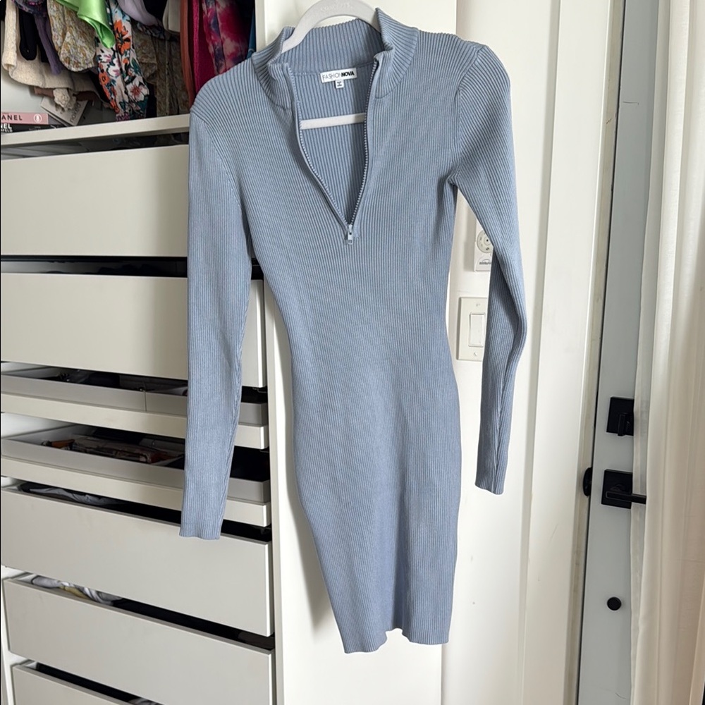 Stylish Blue Ribbed Dress sweater zip up